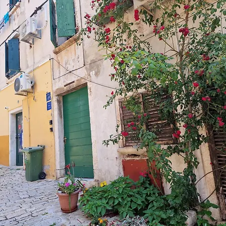 Daire Seven - Two-bedroom Rovinj