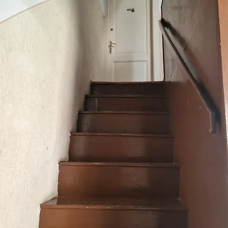 Seven - Two-bedroom * 罗维尼