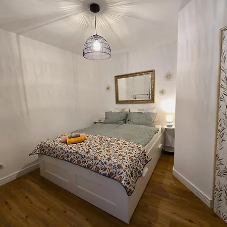 Seven - Two-bedroom * Rovinj