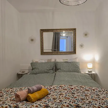 Seven - Two-bedroom 公寓 *